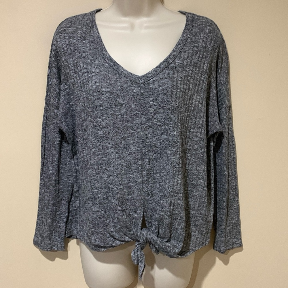 American Threads top